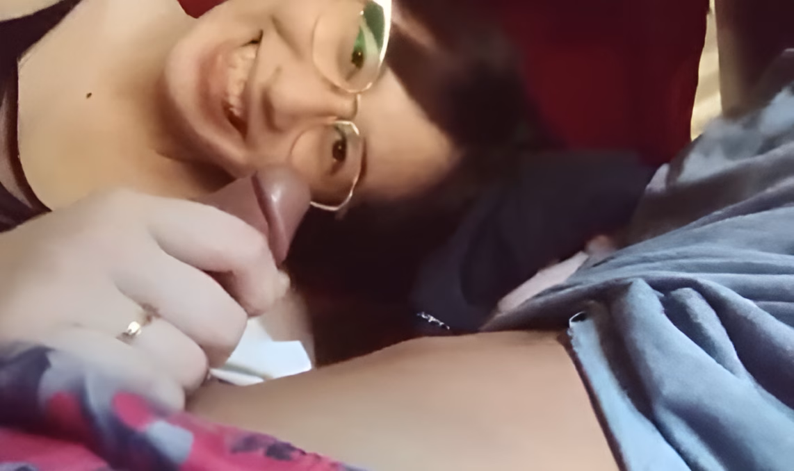 Napakasarap tirahin ni tita